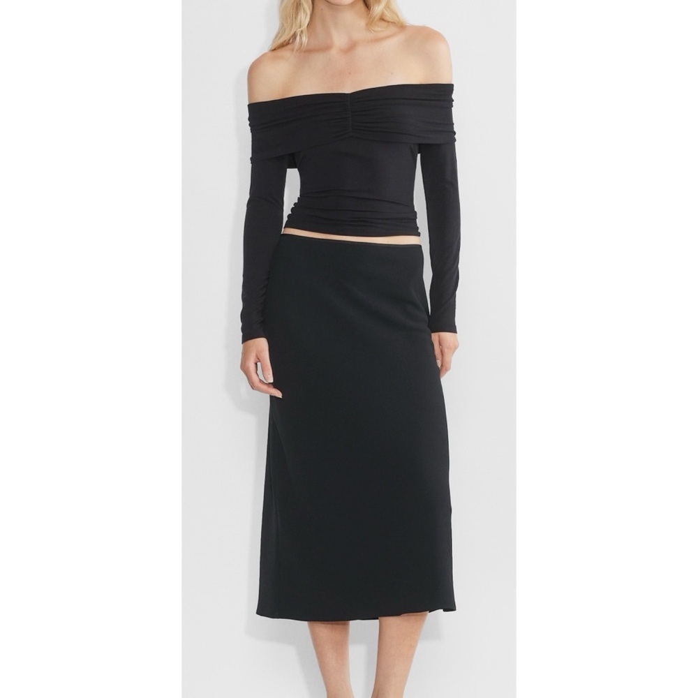 ARITZIA NWT Wilfred Gloria Off The Shoulder Long Sleeve Top - Picture 2 of 7